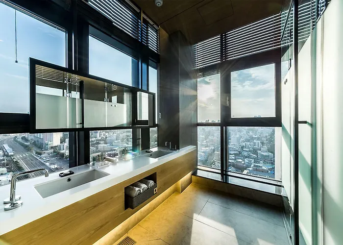 The Designers Station Hotel 3*